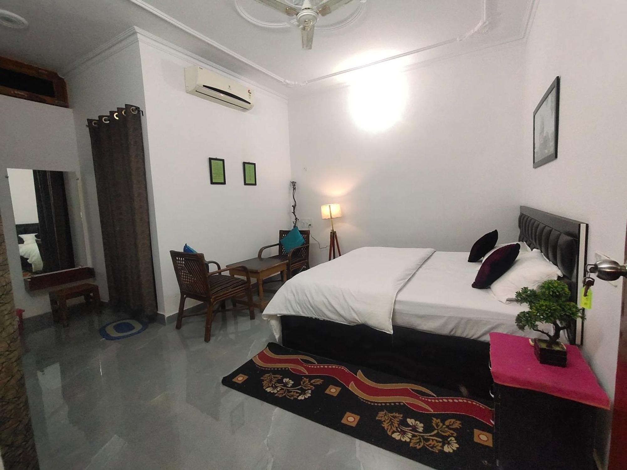 Khajuraho Glory Homestay Eksteriør bilde