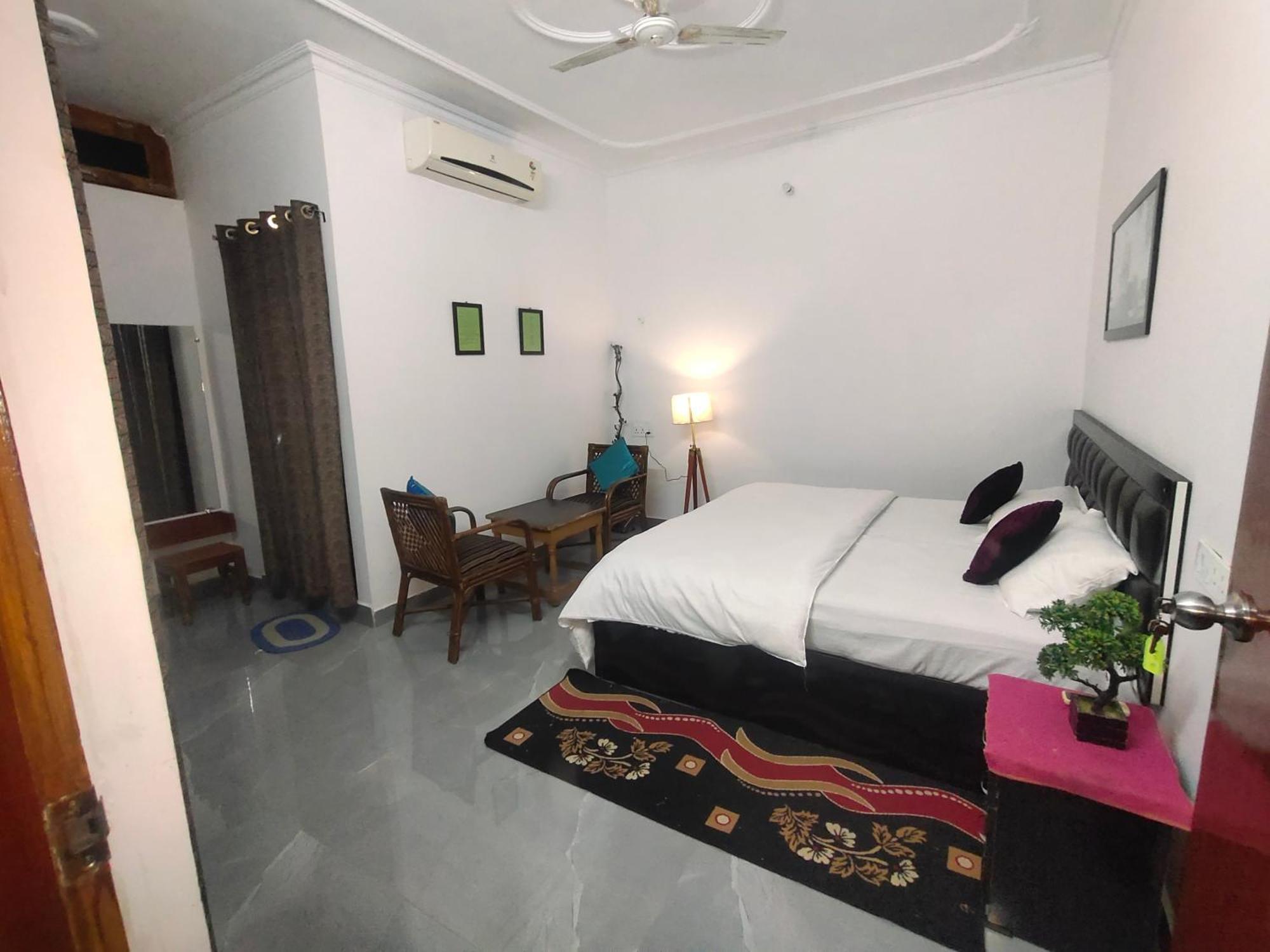 Khajuraho Glory Homestay Eksteriør bilde
