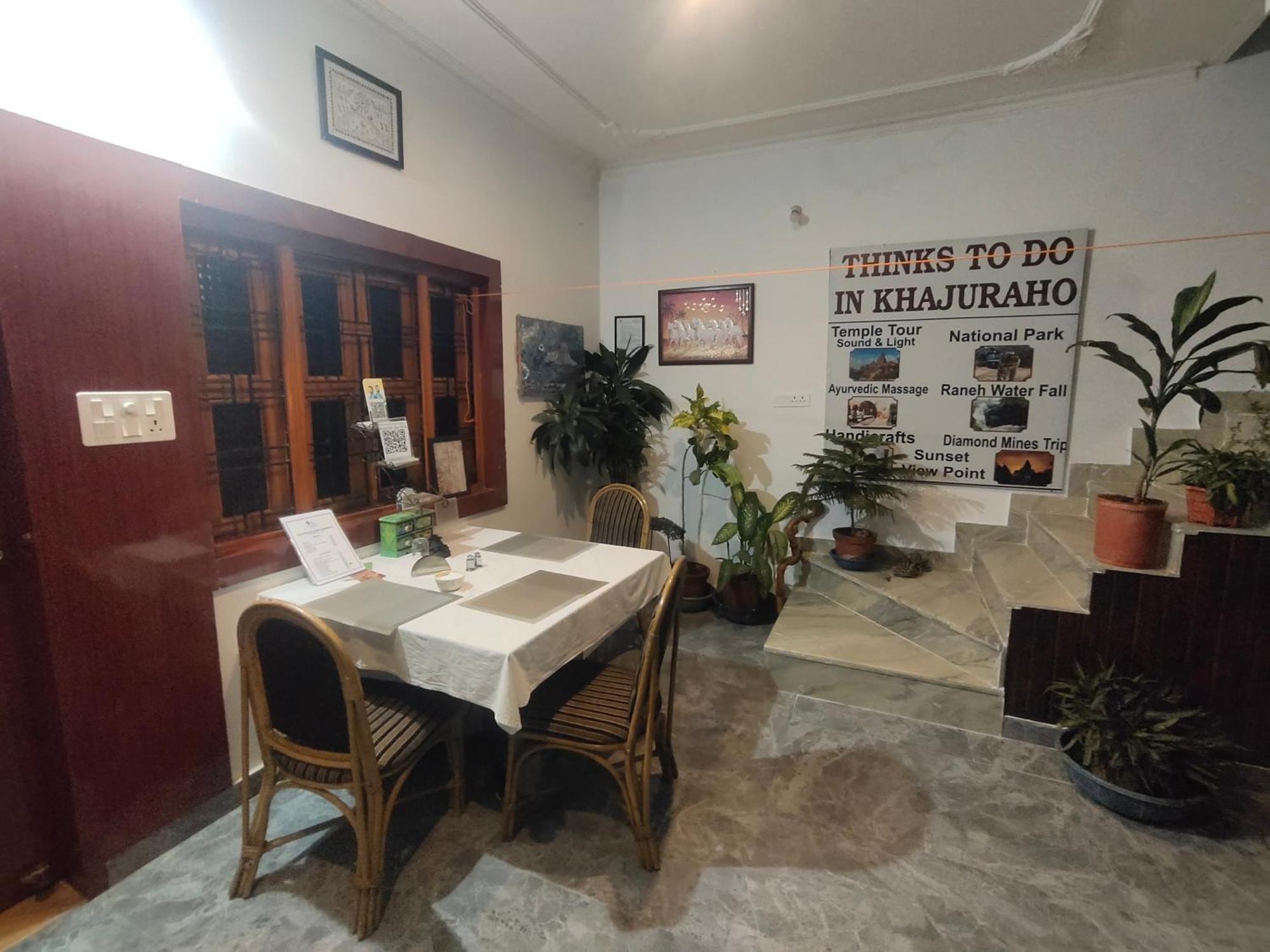 Khajuraho Glory Homestay Eksteriør bilde