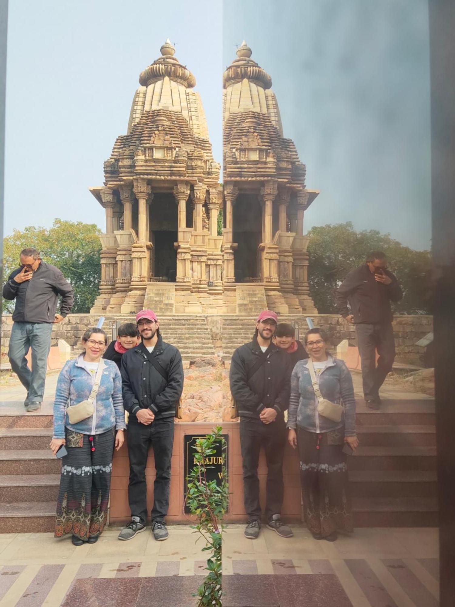 Khajuraho Glory Homestay Eksteriør bilde